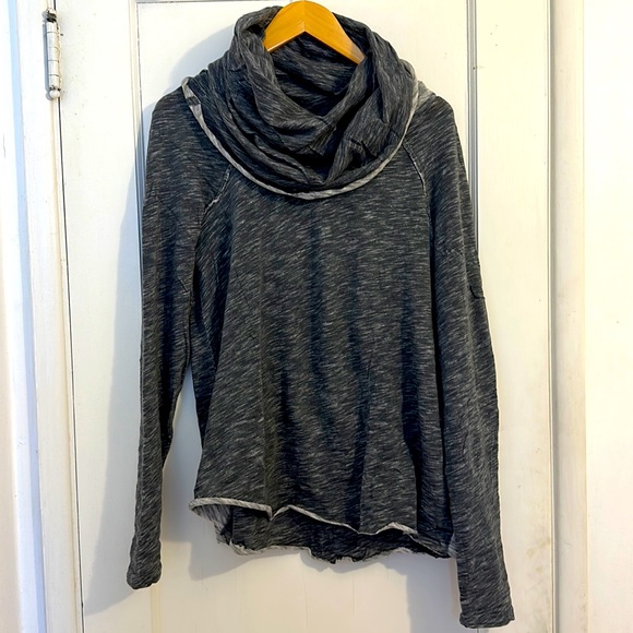 Free People Beach Cocoon Cowl Pullover - Picture 4 of 11